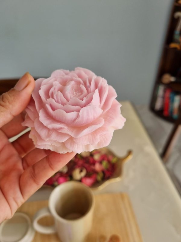 Lovely Roses( scented candles) - Image 3