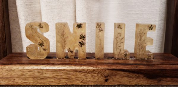 Smile resin  Lamp