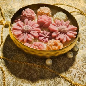 Purple blossom candle