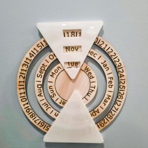 8-Inch Round Rotating Wooden Desk Calendar – Premium Corporate & Personal Gift